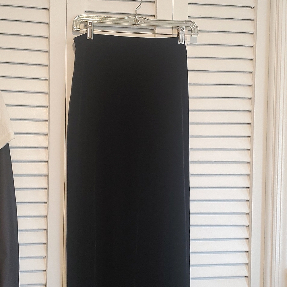 Velvet Long Skirt